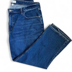 Abercrombie & Fitch Curve Love “The Vintage Straight” High Rise jeans